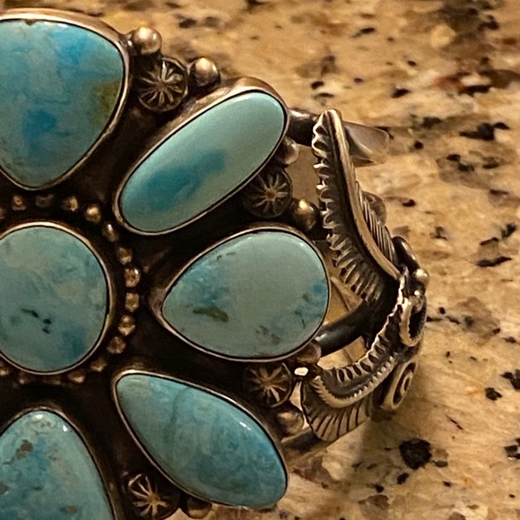 HOST PICK!✨Navajo Naitive American Sterling Silver Turquoise Cuff by Delvin John - Picture 8 of 12